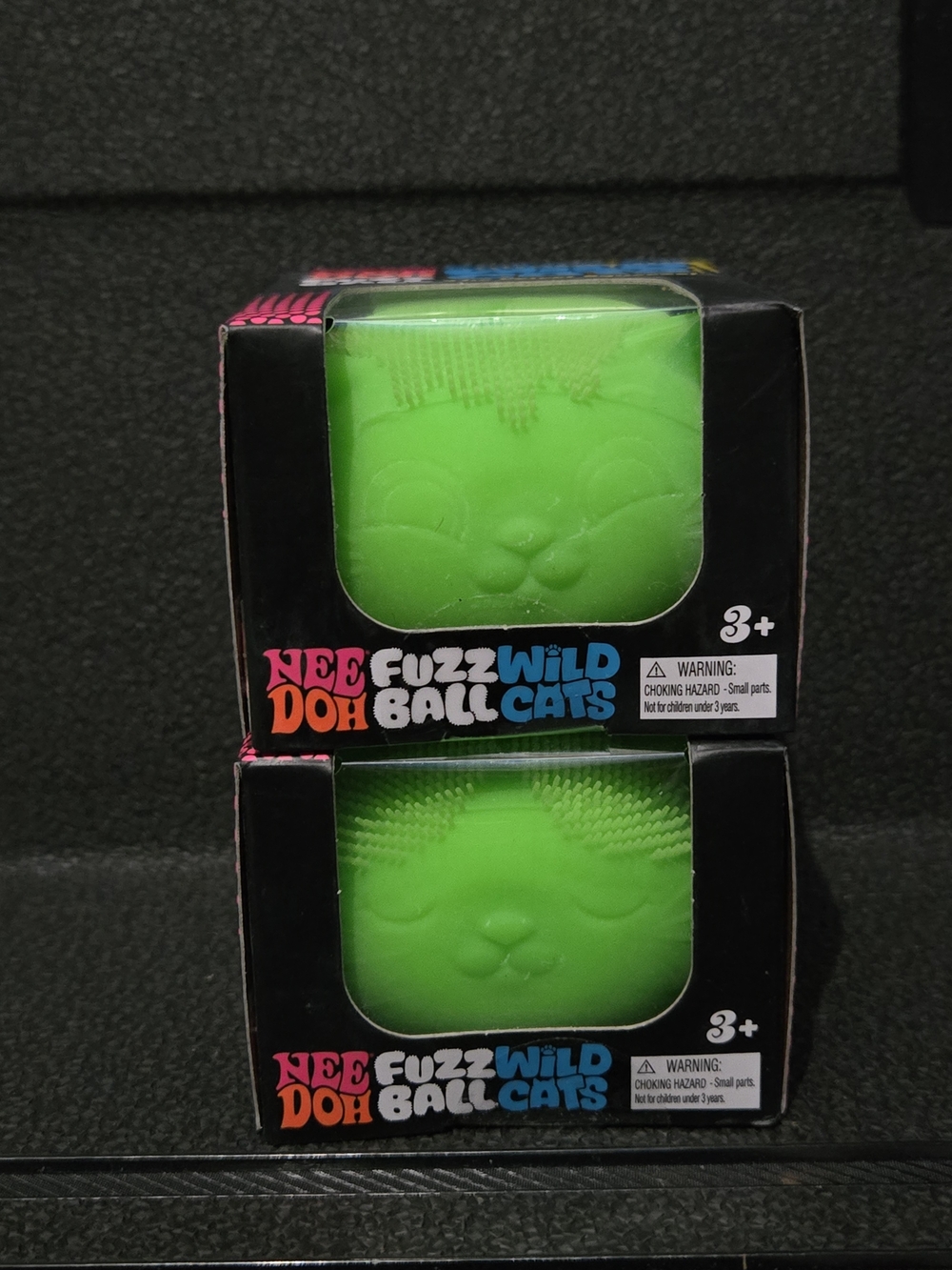 2 Fuzz Ball Wild Cats - Green